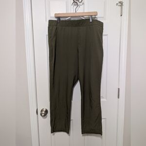 Eddie Bauer Women's XL, Olive Green Straight Leg Departure Pants